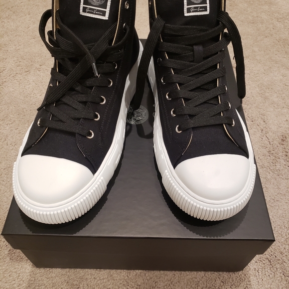 Versace mens sneakers - Picture 3 of 11